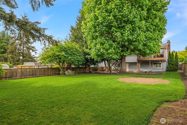 418 212th Street SW, Bothell, WA 98021