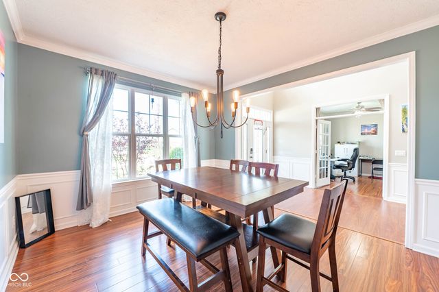 1325 Brentford Lane, Greenwood, IN 46143