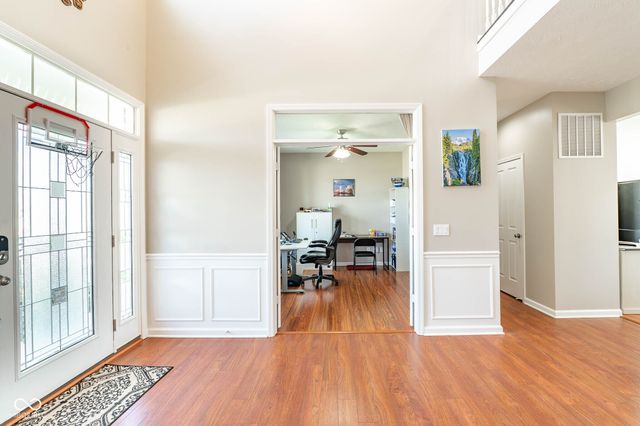 1325 Brentford Lane, Greenwood, IN 46143