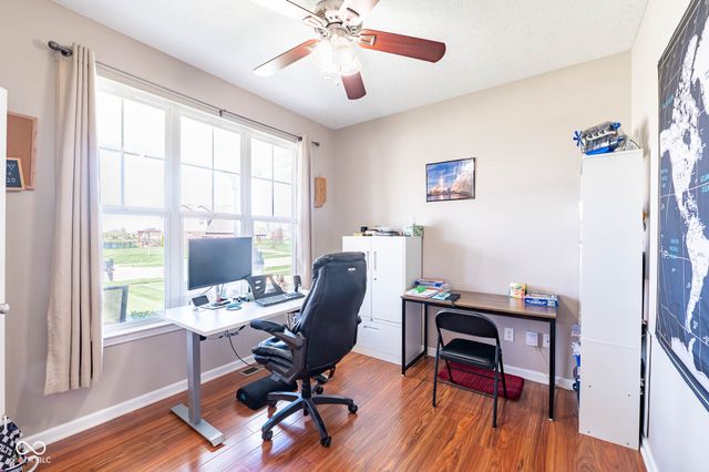 1325 Brentford Lane, Greenwood, IN 46143