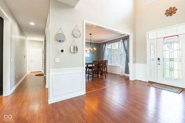 1325 Brentford Lane, Greenwood, IN 46143