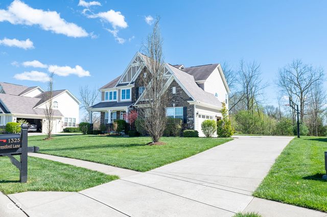 1325 Brentford Lane, Greenwood, IN 46143