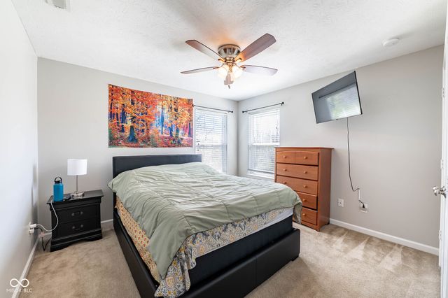 1325 Brentford Lane, Greenwood, IN 46143