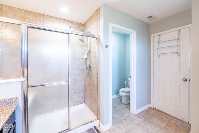 1325 Brentford Lane, Greenwood, IN 46143