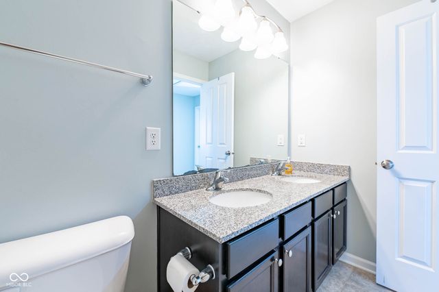 1325 Brentford Lane, Greenwood, IN 46143