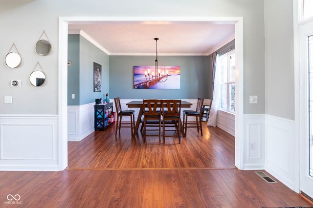 1325 Brentford Lane, Greenwood, IN 46143