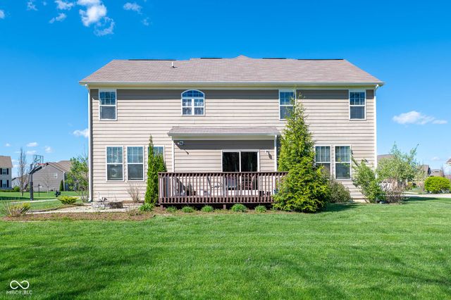 1325 Brentford Lane, Greenwood, IN 46143