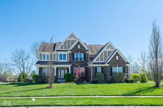 1325 Brentford Lane, Greenwood, IN 46143