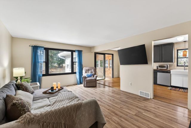 20236 Killdeer Street NW, Cedar, MN 55011