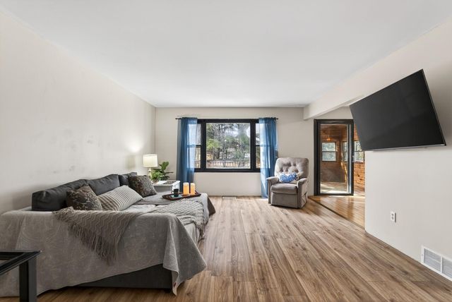 20236 Killdeer Street NW, Cedar, MN 55011