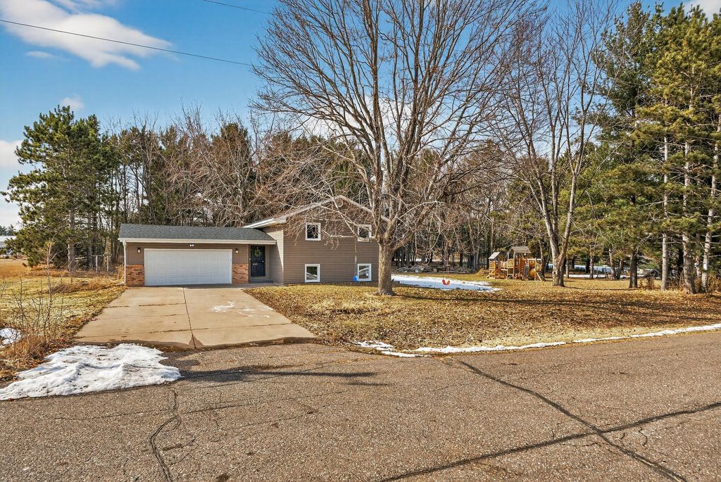 20236 Killdeer Street NW, Cedar, MN 55011