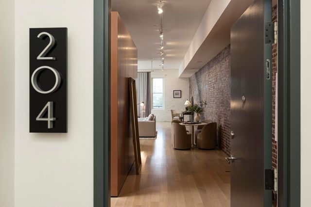 55 E Main Street Street 204, Chattanooga, TN 37408