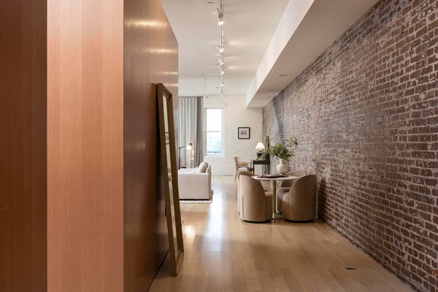 55 E Main Street Street 204, Chattanooga, TN 37408