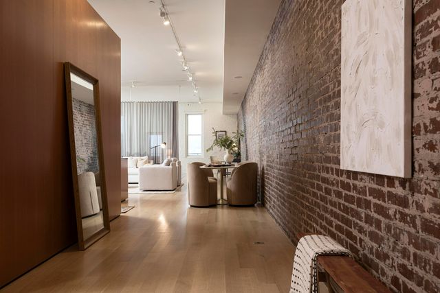 55 E Main Street Street 204, Chattanooga, TN 37408