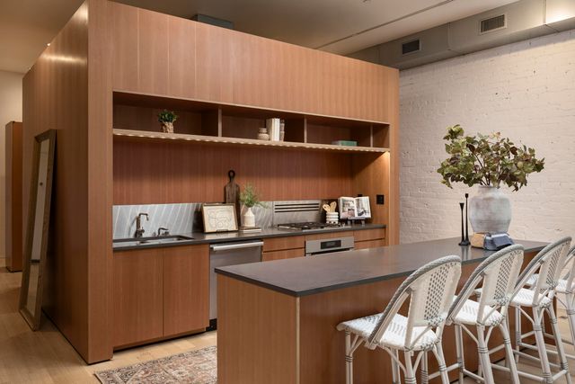 55 E Main Street Street 204, Chattanooga, TN 37408