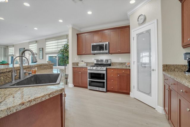 9833 Key West Way, Discovery Bay, CA 94505