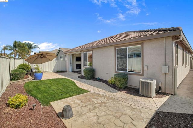 9833 Key West Way, Discovery Bay, CA 94505