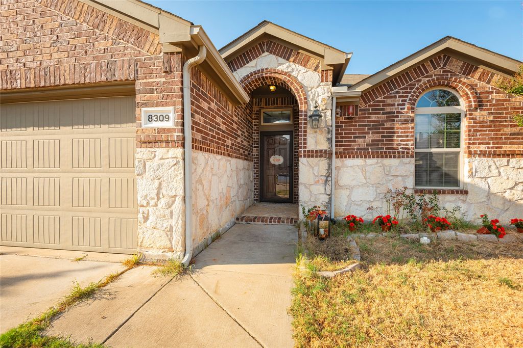 8309 Black Hills Trail, Aubrey, TX 76227 — exterior