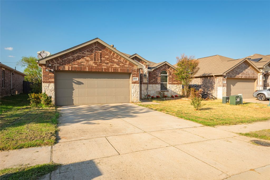 8309 Black Hills Trail, Aubrey, TX 76227 — photo 3