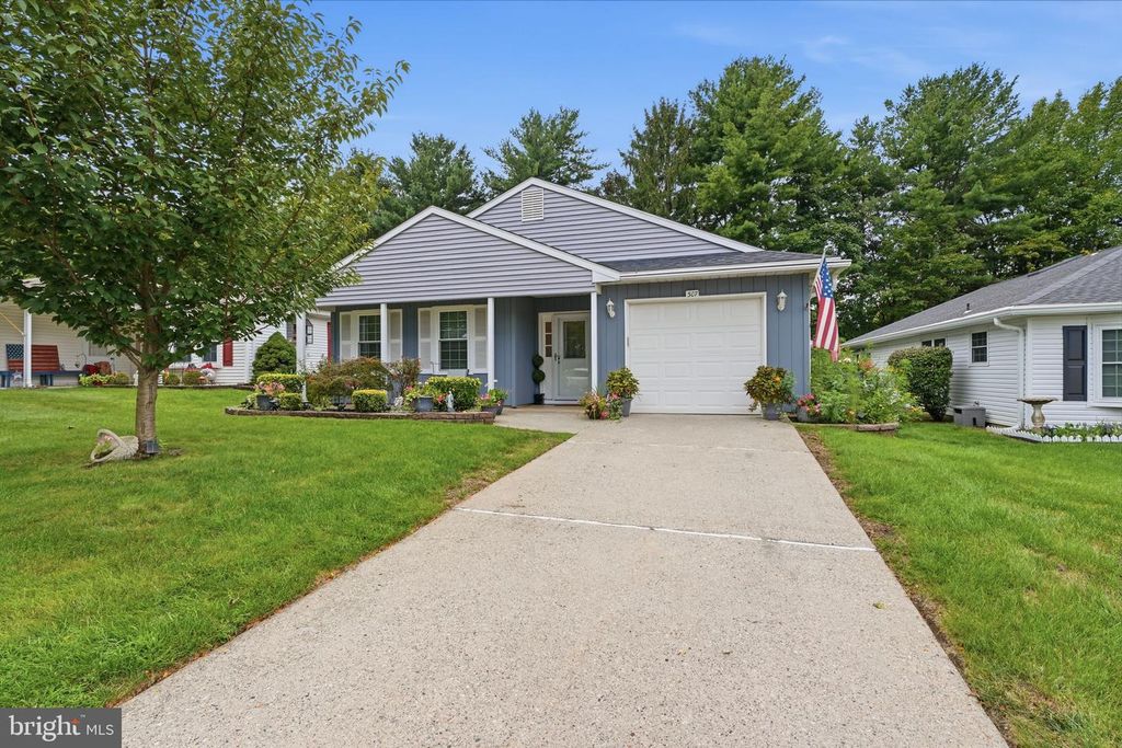 307 HILLTOP LN E, COLUMBUS, NJ 08022 — photo 2
