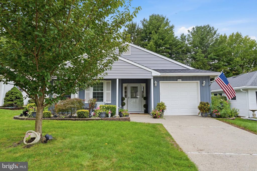 307 HILLTOP LN E, COLUMBUS, NJ 08022 — photo 4