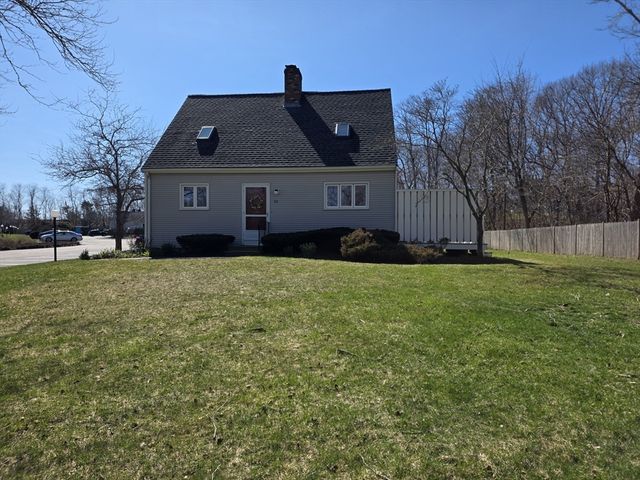 52 Liberty St C5, Plymouth, MA 02360