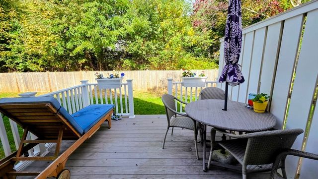 52 Liberty St C5, Plymouth, MA 02360