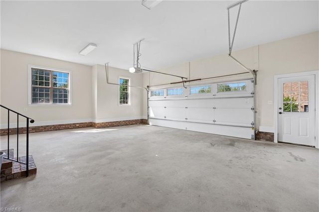 4656 Kellys Trail, Winston-salem, NC 27101