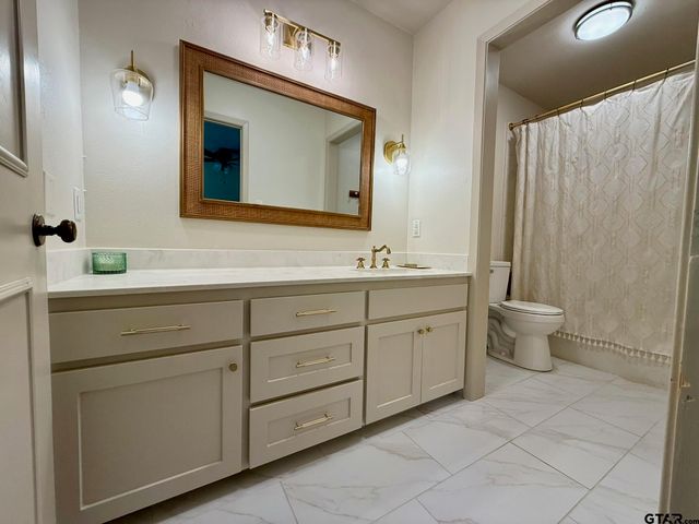 10401 County Road 137, Flint, TX 75762