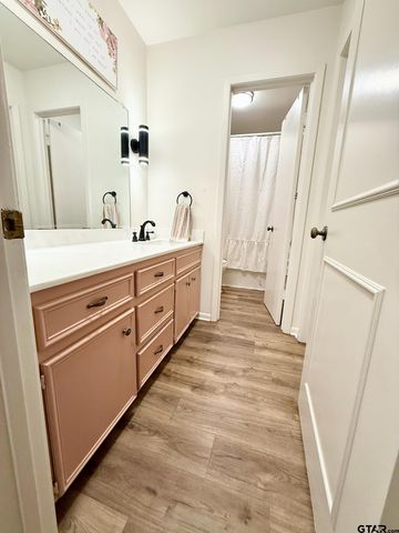 10401 County Road 137, Flint, TX 75762