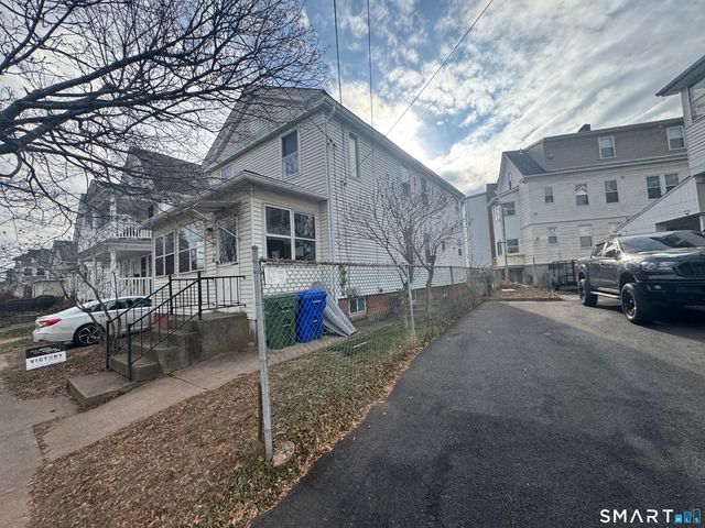 105 Spring Street, Middletown, CT 06457