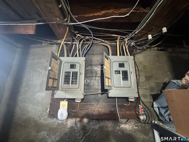 105 Spring Street, Middletown, CT 06457