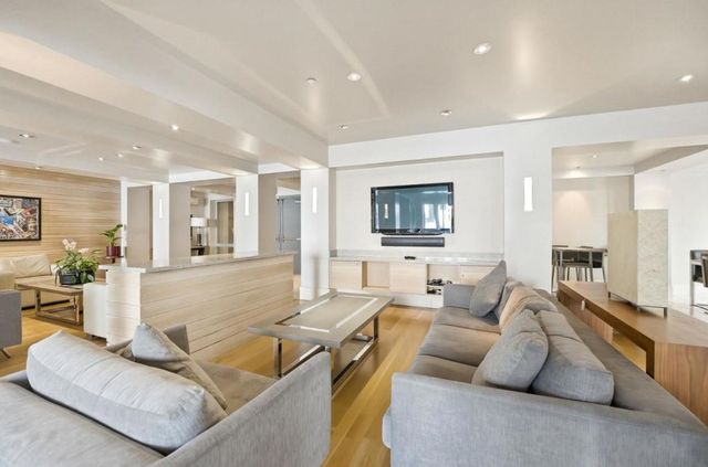 1655 N California Boulevard 155, Walnut Creek, CA 94596