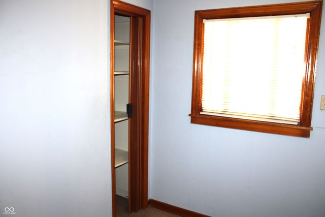 10327 Old National Road, Indianapolis, IN 46231