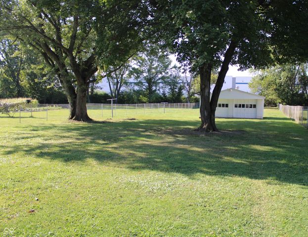 10327 Old National Road, Indianapolis, IN 46231