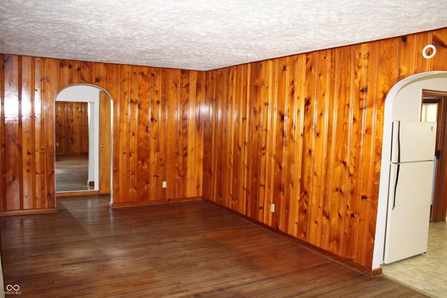 10327 Old National Road, Indianapolis, IN 46231