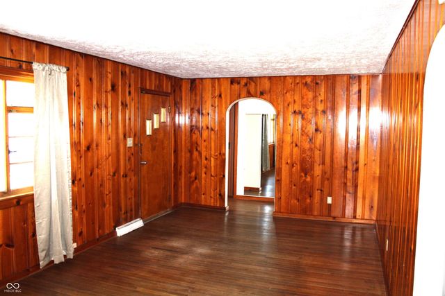 10327 Old National Road, Indianapolis, IN 46231