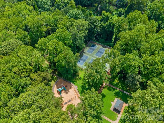 2602 Rozzelles Ferry Road, Charlotte, NC 28208