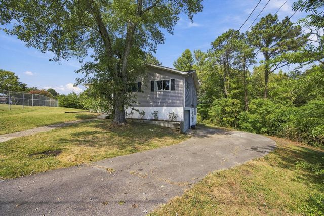 2640 Greenhills Cove SE, Cleveland, TN 37323