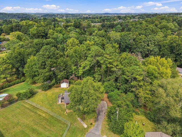 2640 Greenhills Cove SE, Cleveland, TN 37323