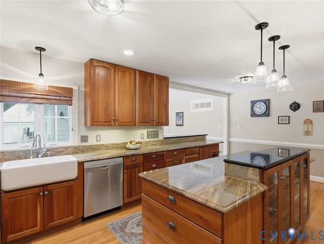 15164 Deep Spring Dr, Montpelier, VA 23192