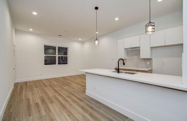 606 4th Street, Humble, TX 77338