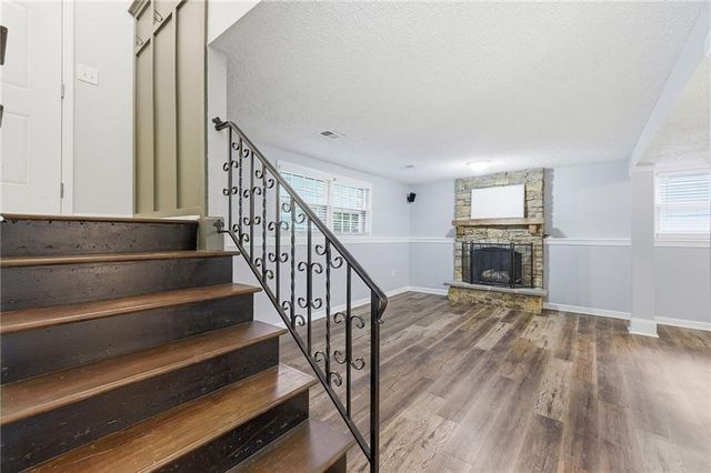 308 S Cardinal Drive, Olathe, KS 66062