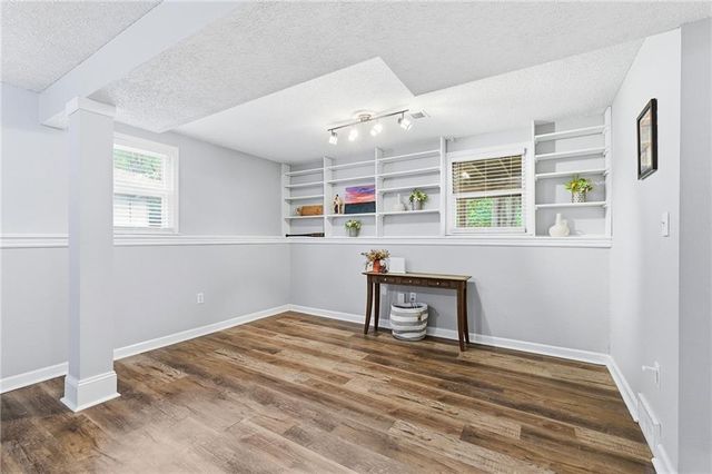308 S Cardinal Drive, Olathe, KS 66062