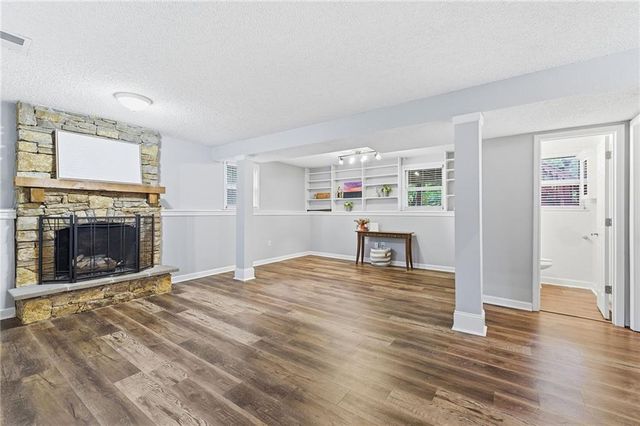 308 S Cardinal Drive, Olathe, KS 66062