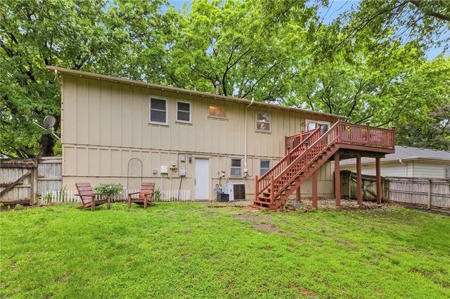 308 S Cardinal Drive, Olathe, KS 66062
