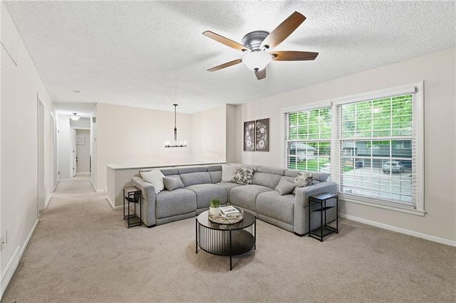 308 S Cardinal Drive, Olathe, KS 66062