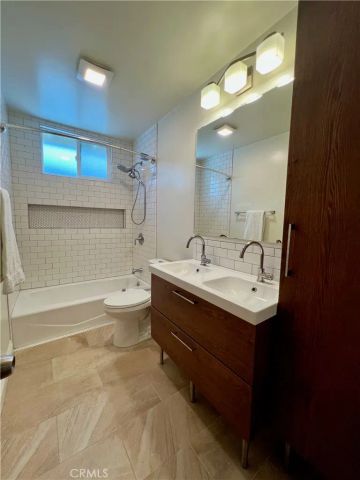 228 W Lemon B, Monrovia, CA 91016
