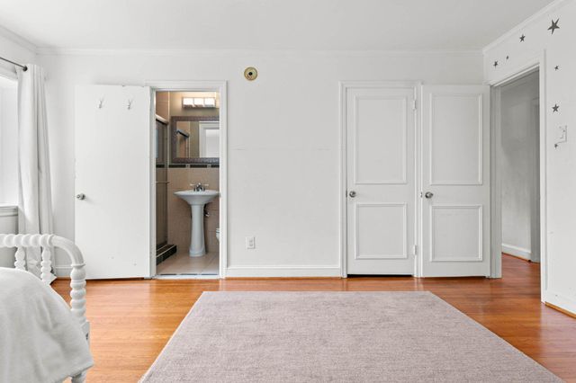 1162 DEWITT RD, Wayne, PA 19087
