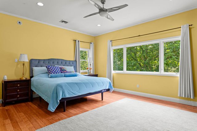 1162 DEWITT RD, Wayne, PA 19087
